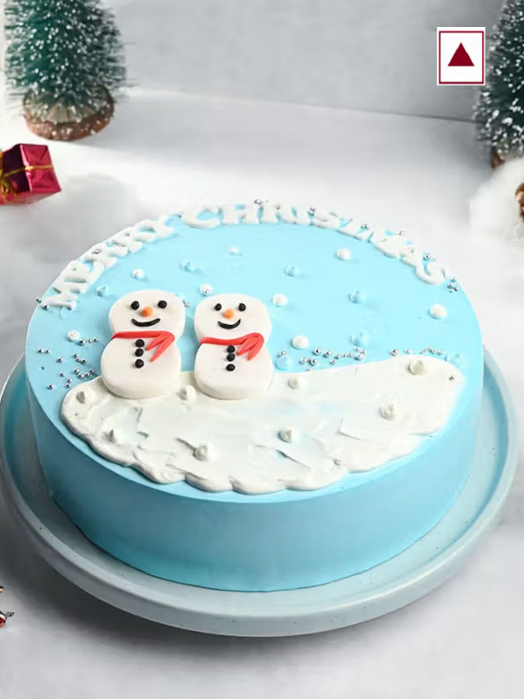 

Floweraura Playful Snowman Christmas Pineapple Flavour Round Shape Cake- 2Kg, Blue