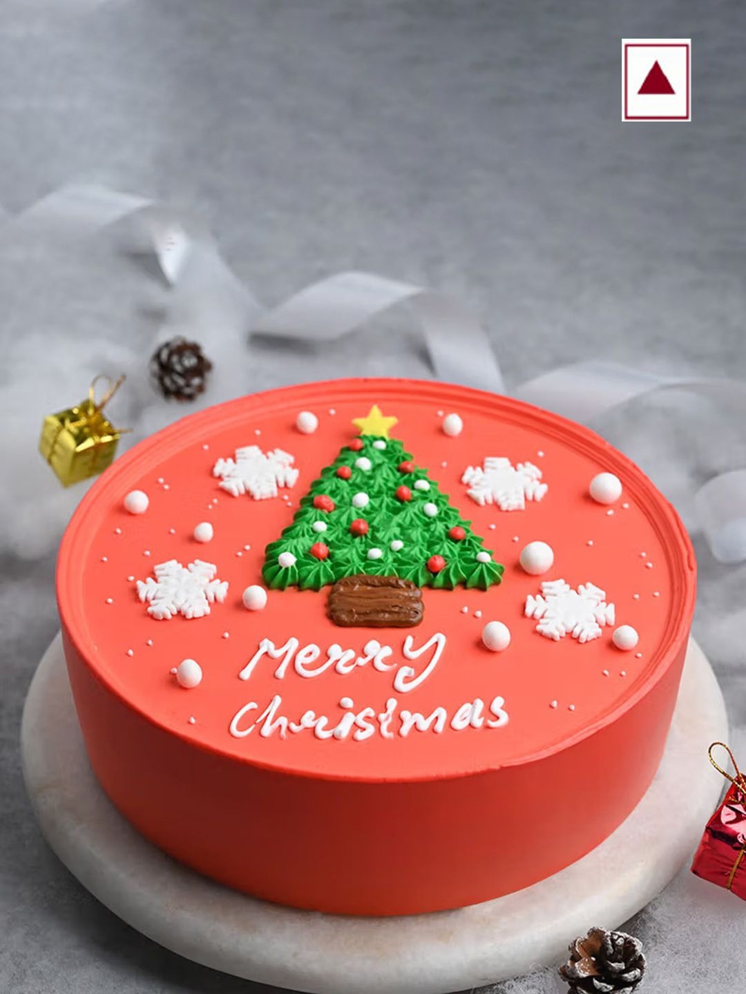 

Floweraura Yummy Xmas Tree Theme Strawberry Flavour Round Shape Cake- 1Kg, Coral