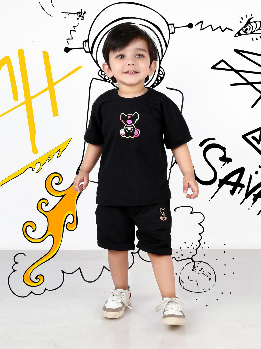 

MashUp Boys Printed Pure Cotton T-shirt with Shorts, Black