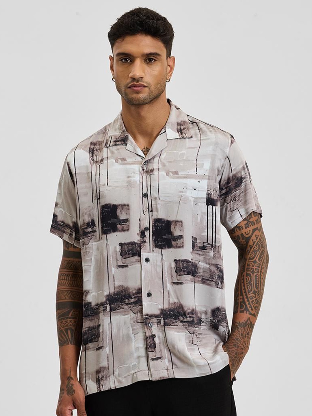 

Snitch Men Relaxed Fit Cuban Collar Abstract Printed Casual Shirt, Off white