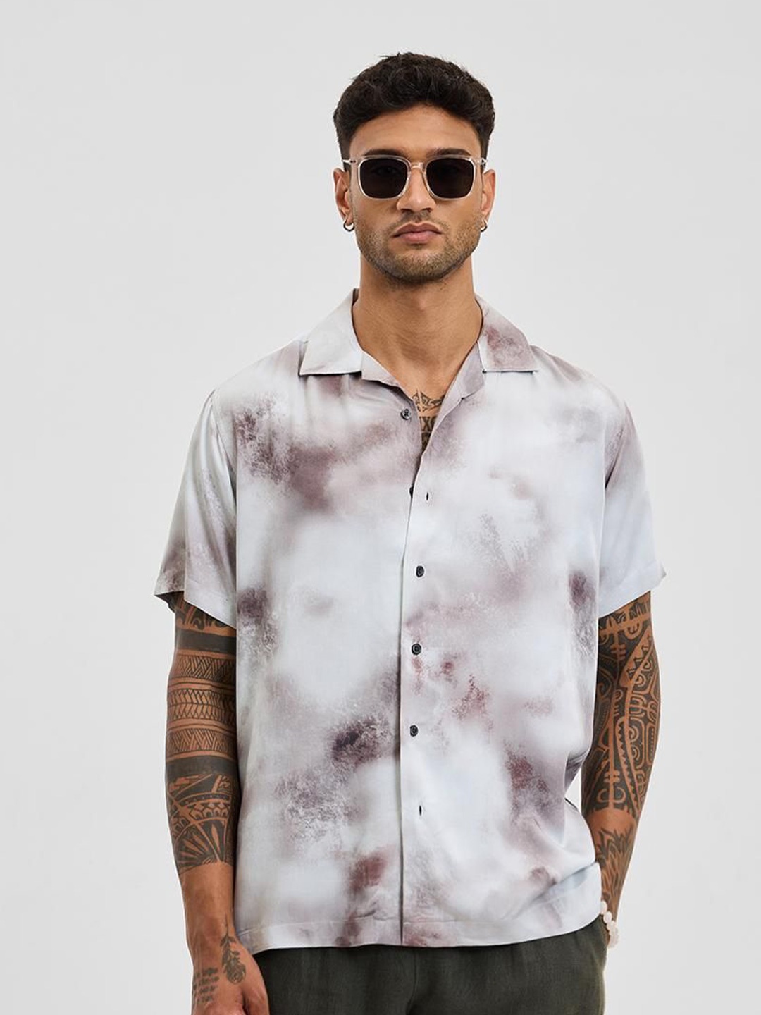 

Snitch Men Relaxed Fit Cuban Collar Dyed Casual Shirt, Off white