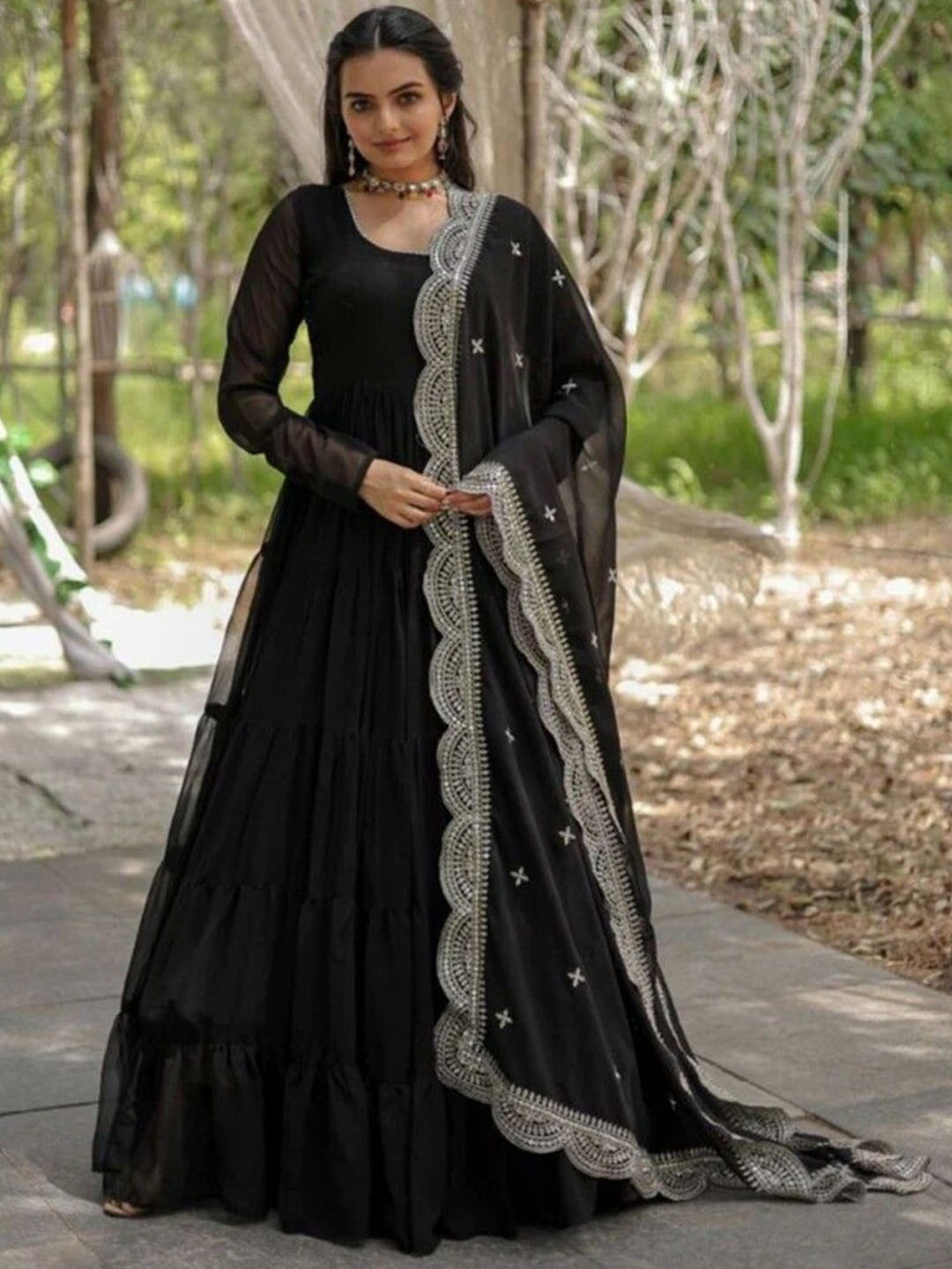 

Fashionuma Round Neck Georgette Tiered Anarkali Kurta with Trouser & Dupatta, Black