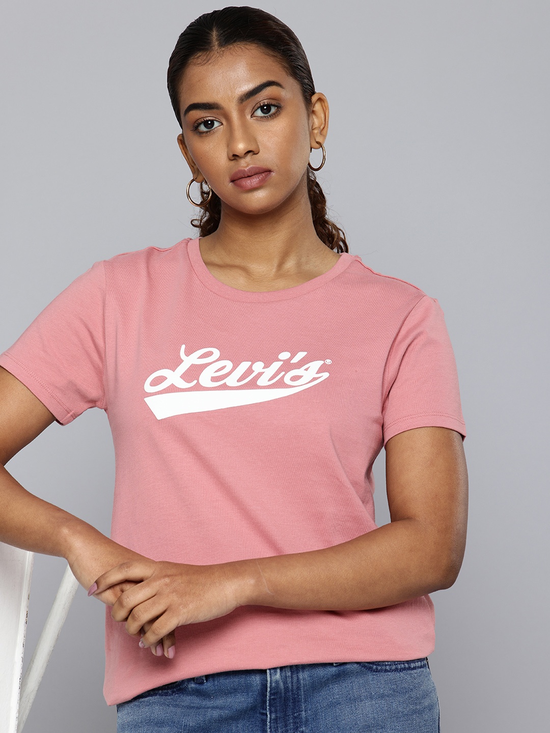 

Levis Brand Logo Printed Pure Cotton T-shirt, Pink