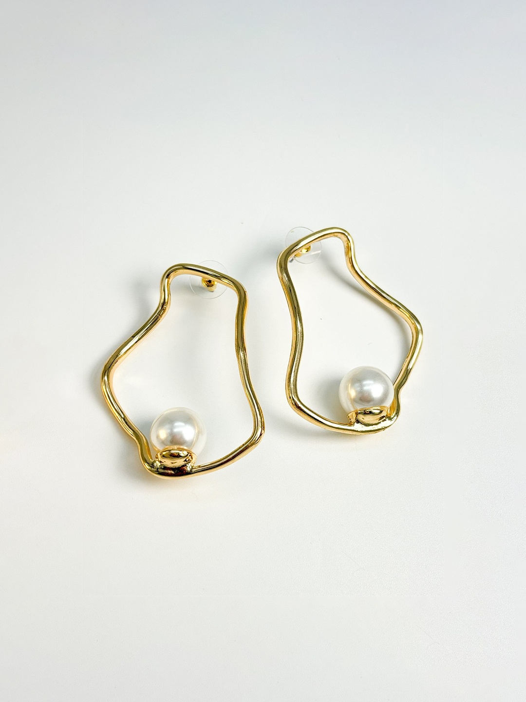

Haute Pink Gold Plated Pearls Studded Contemporary Studs