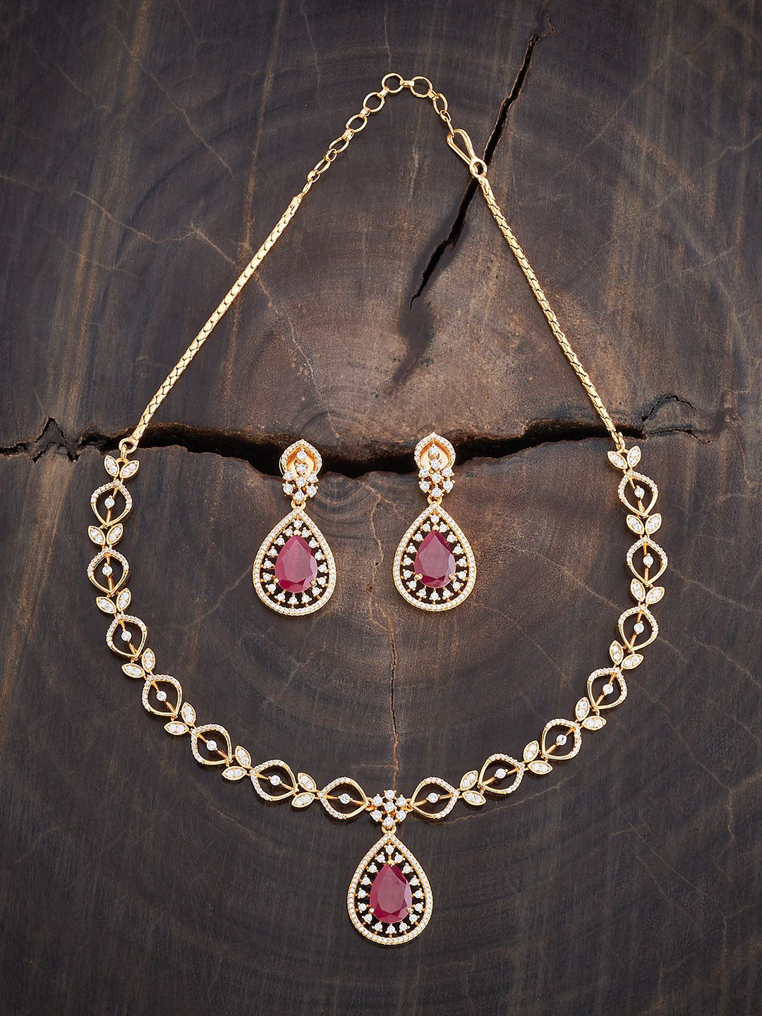 

Kushal's Fashion Jewellery Gold-Plated Ruby & Cubic Zirconia Studded Jewellery Set