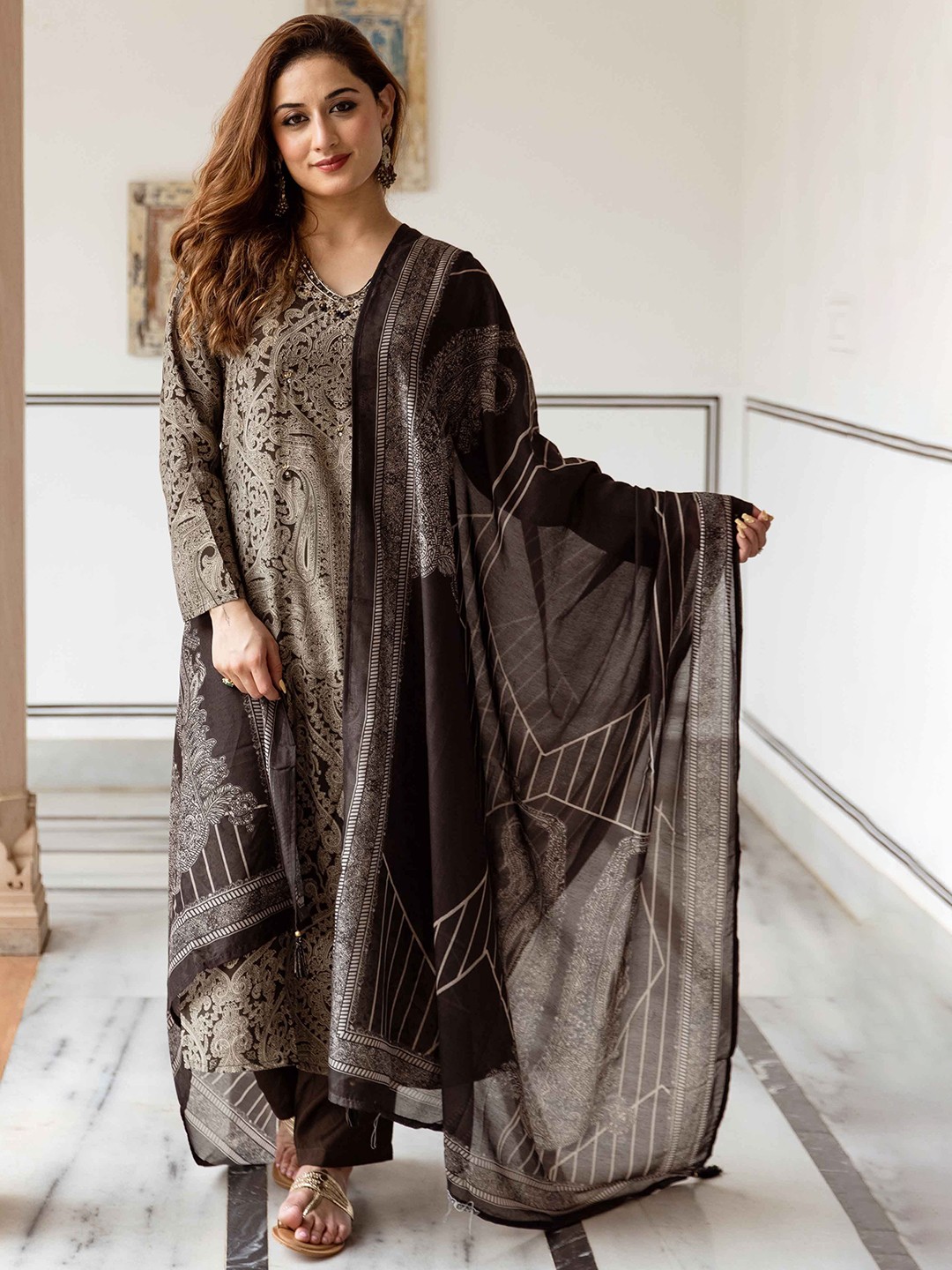 

Nehamta Paisley Printed Mirror Work Straight Kurta with Trousers & Dupatta, Black