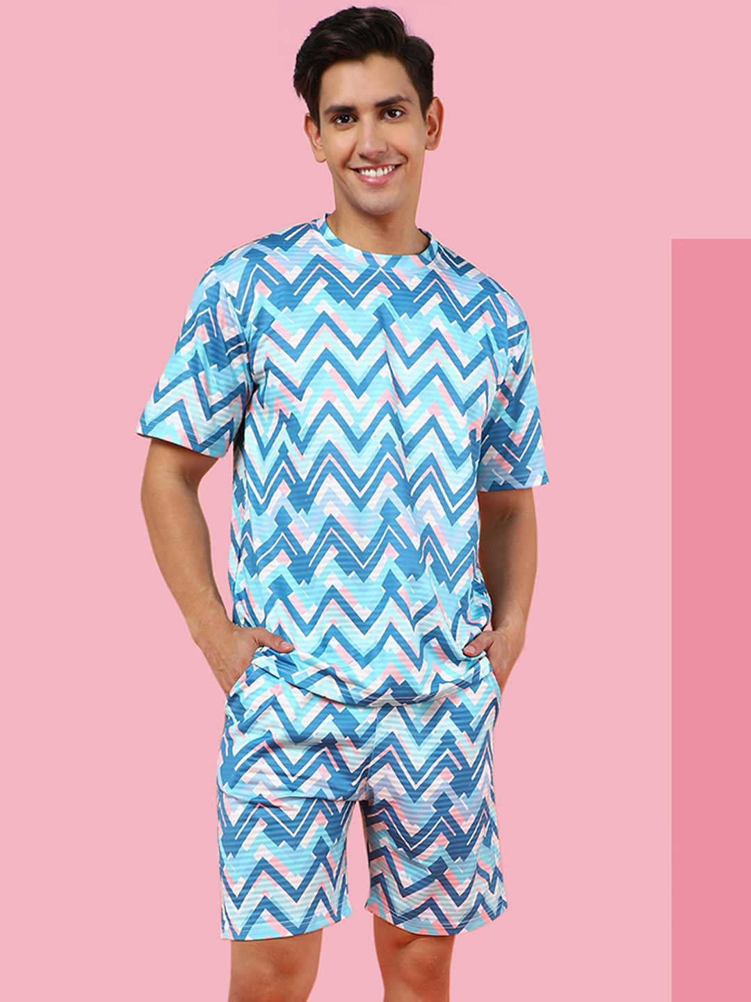 

INDICLUB Printed Round Neck Short Sleeves T-Shirt With Shorts, Blue