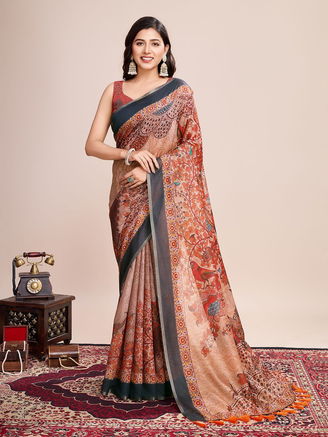 

bansari textiles Ethnic Motifs Printed Saree, Orange
