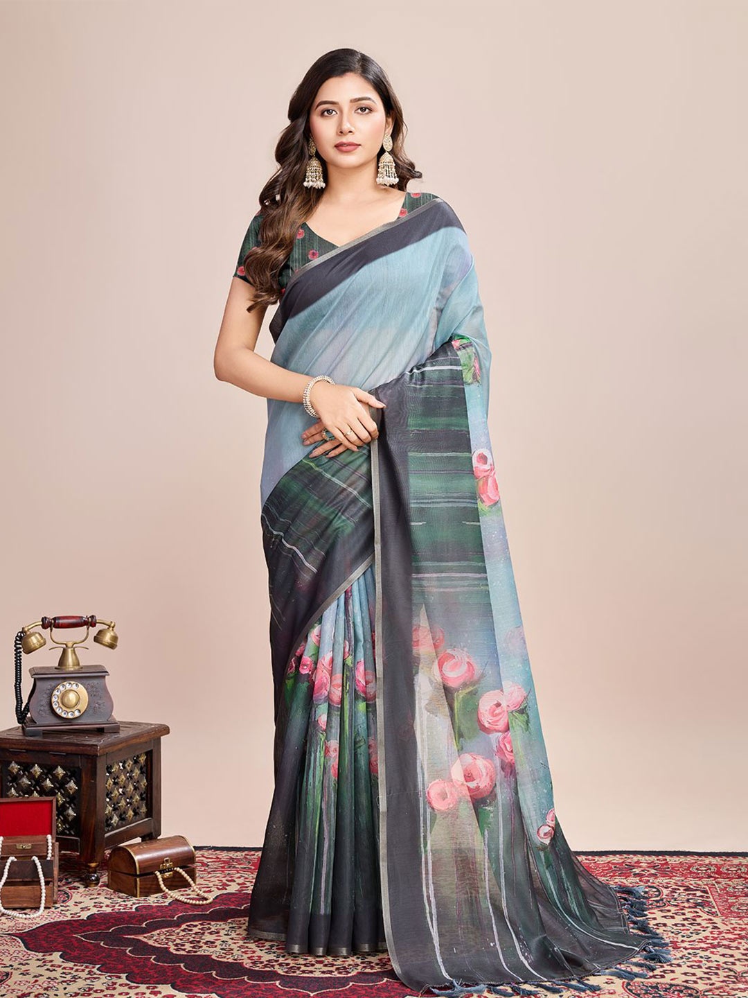 

bansari textiles Floral Zari Pure Cotton Saree, Green