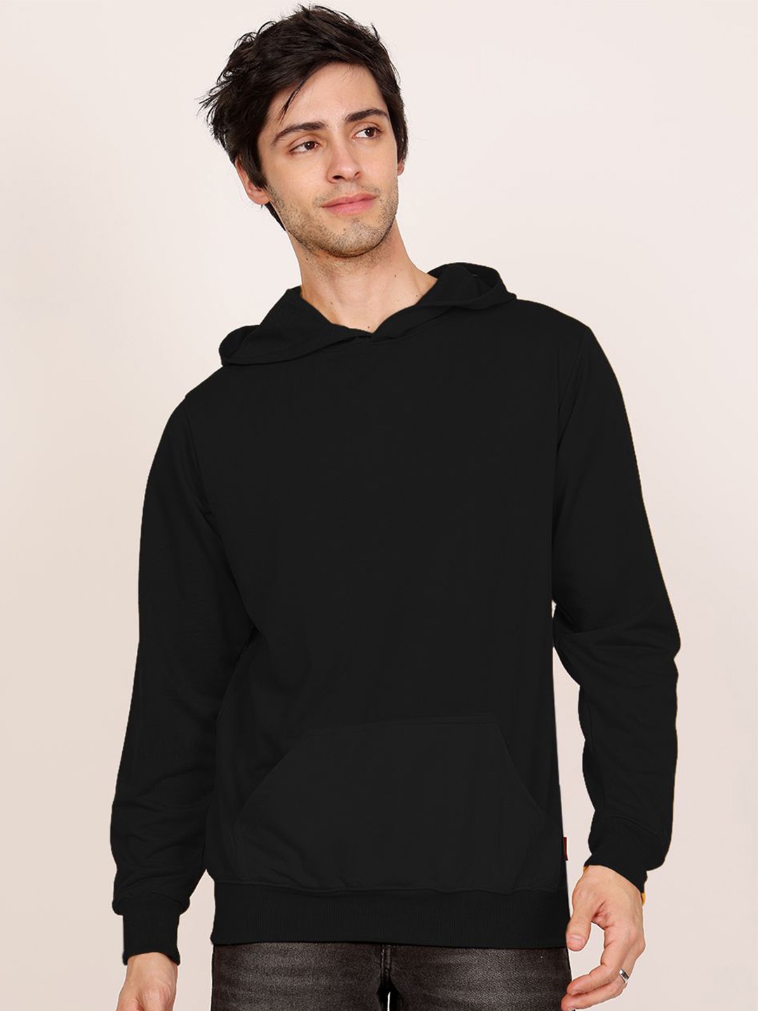

Leotude Men Hooded Sweatshirt, Black