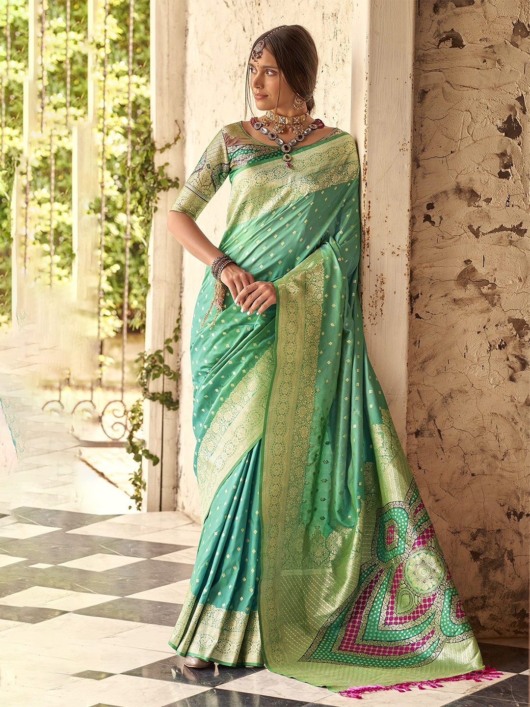 

MAHALASA Woven Design Zari Pure Silk Banarasi Saree, Sea green