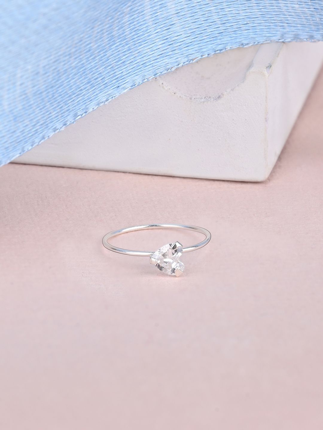 

TOUCH925 Cubic Zirconia Stone Studded 925 Pure Silver Heart Shaped Ring Nosepin