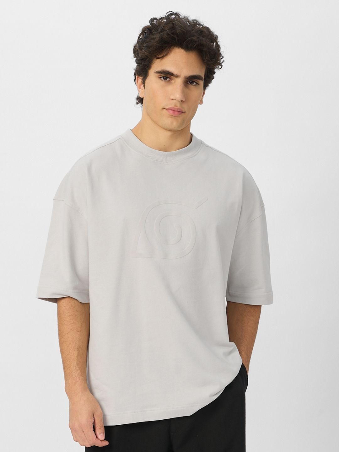 

The Souled Store Men Solid Round Neck Cotton Oversized Naruto T-shirt, White