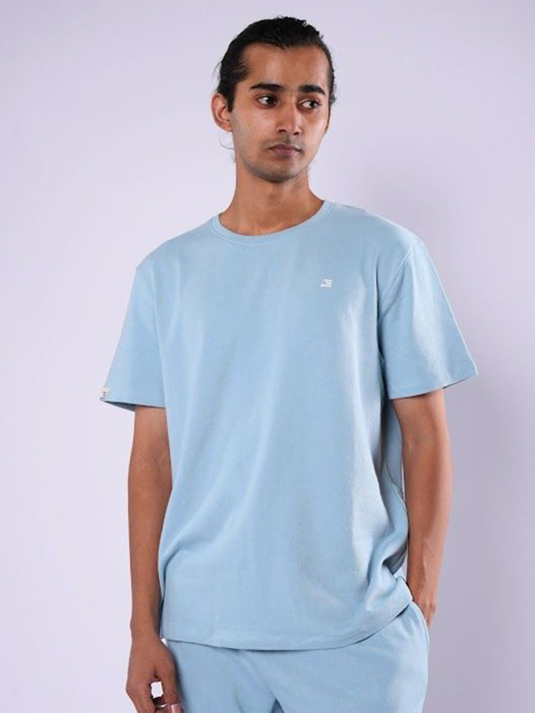 

ROAR FOR GOOD Men Solid Round Neck Cotton T-shirt, Blue