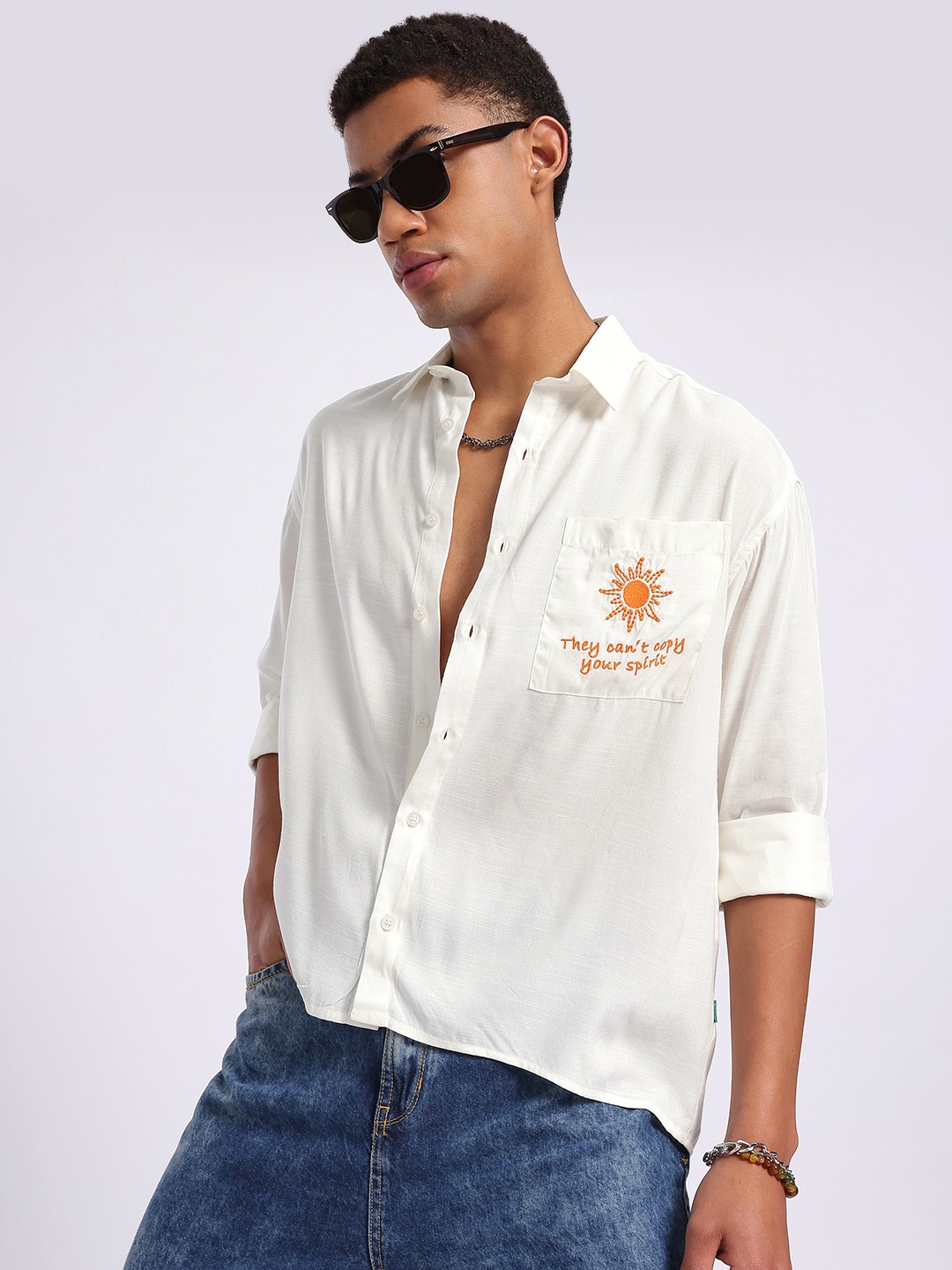 

glitchez Soul Thread Embroidered Detail Shirt, Cream