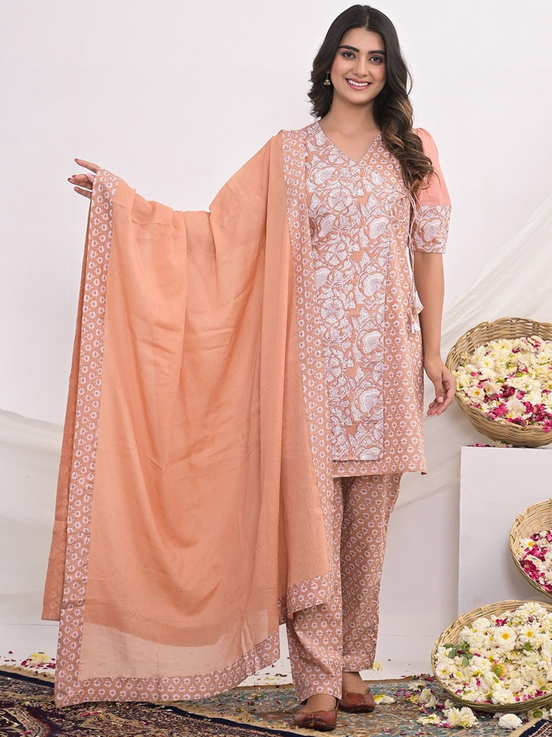 

MAHUKAA Ethnic Motifs Printed Angrakha Pure Cotton Kurti with Trousers & Dupatta, Peach
