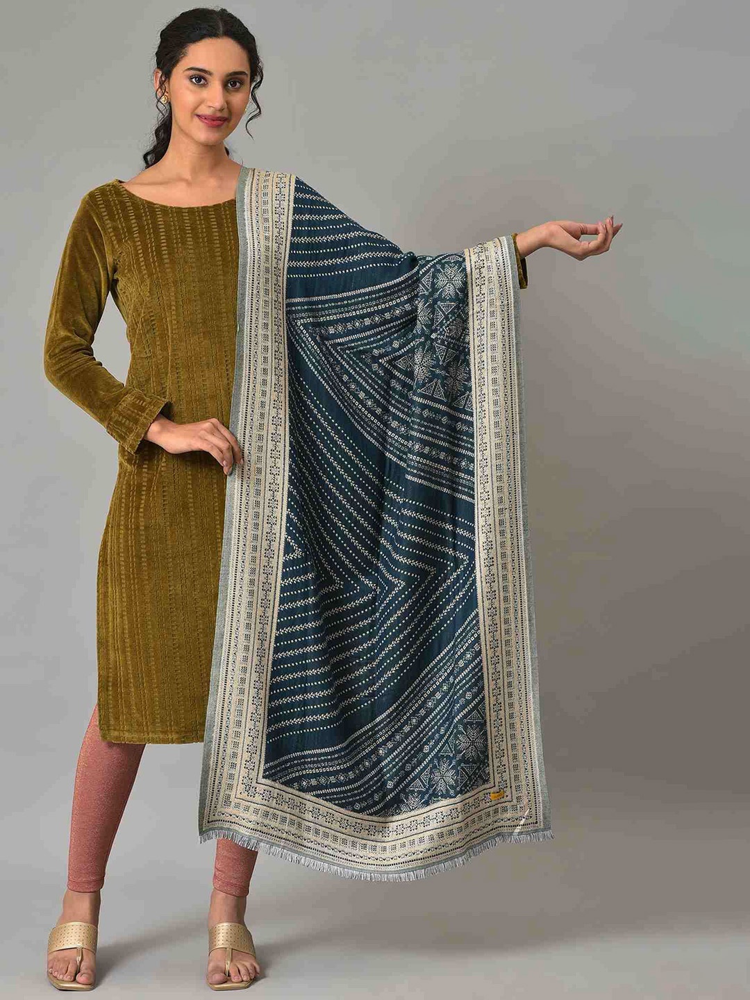 

AURELIA Bandhani Woven Design Shawl, Blue