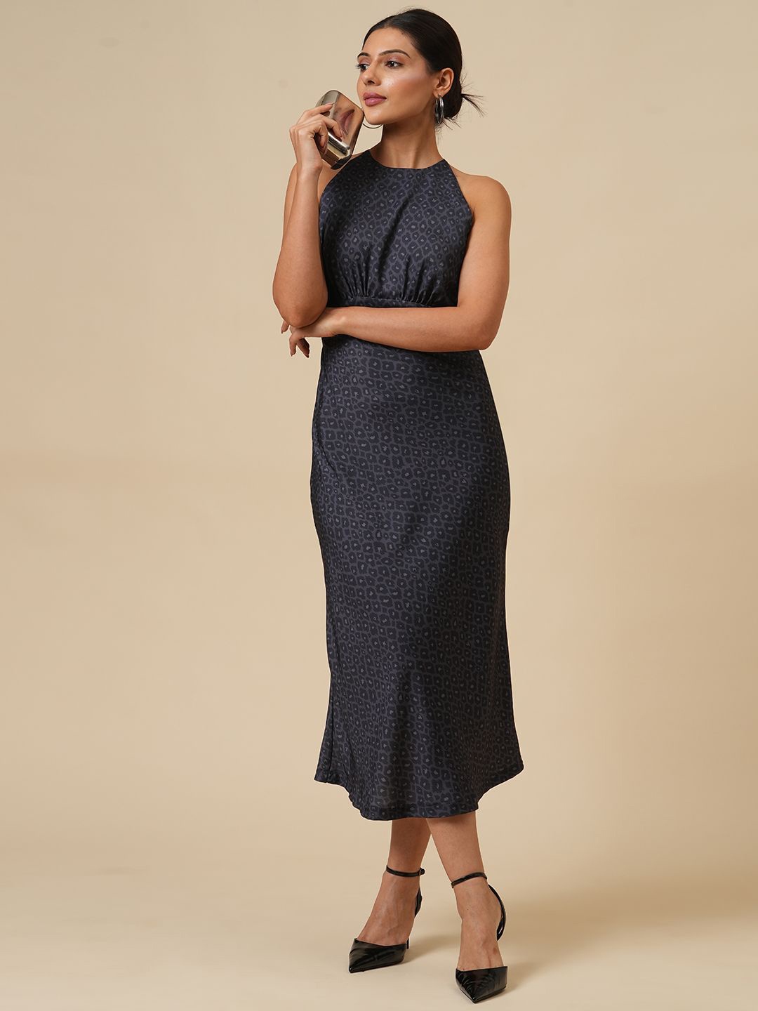 

Chemistry Women Print Halter Neck Sheath Midi Dress, Charcoal