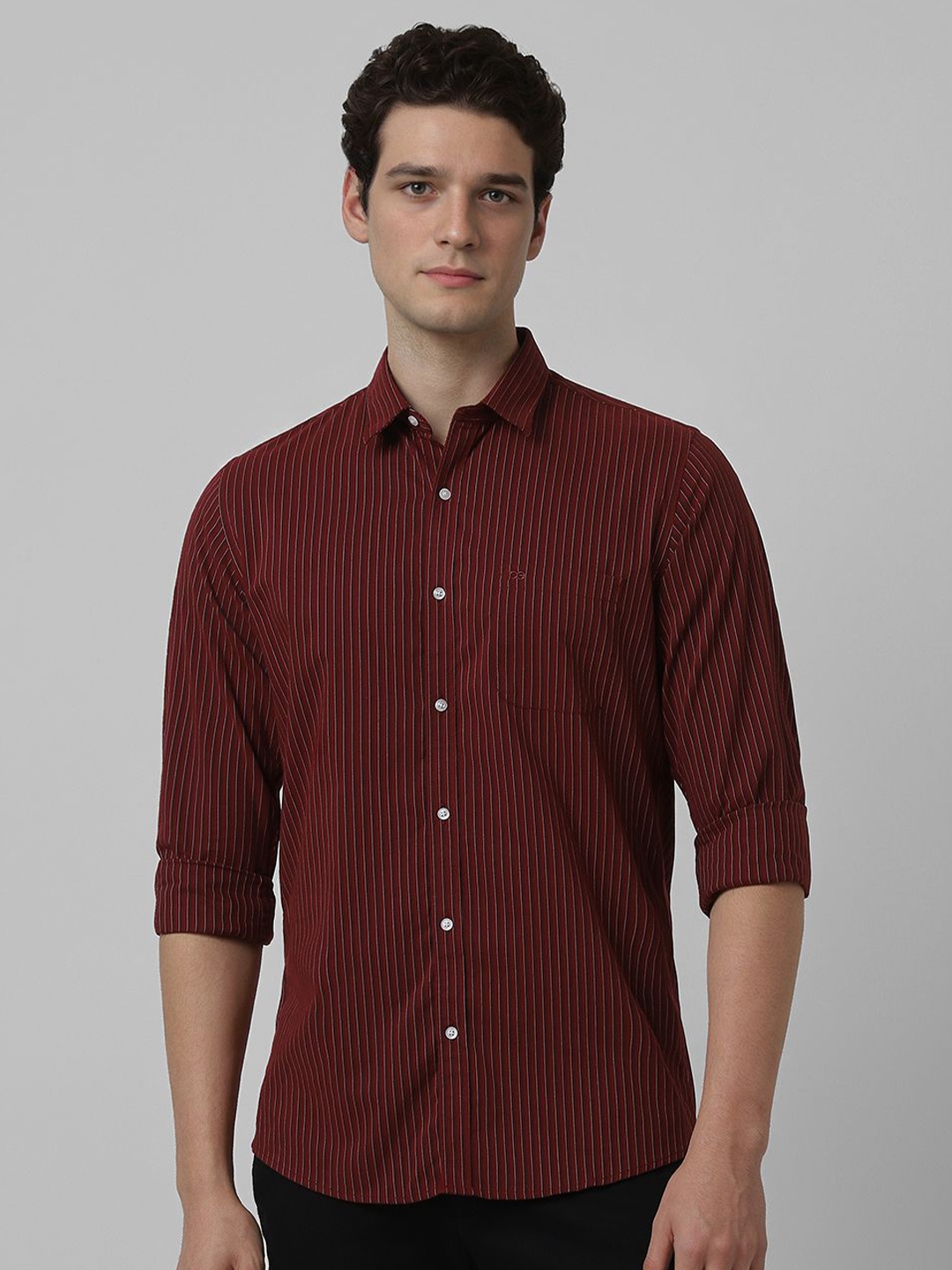 

Peter England Casuals Men Spread Collar Vertical Striped Cotton Casual Shirt, Maroon