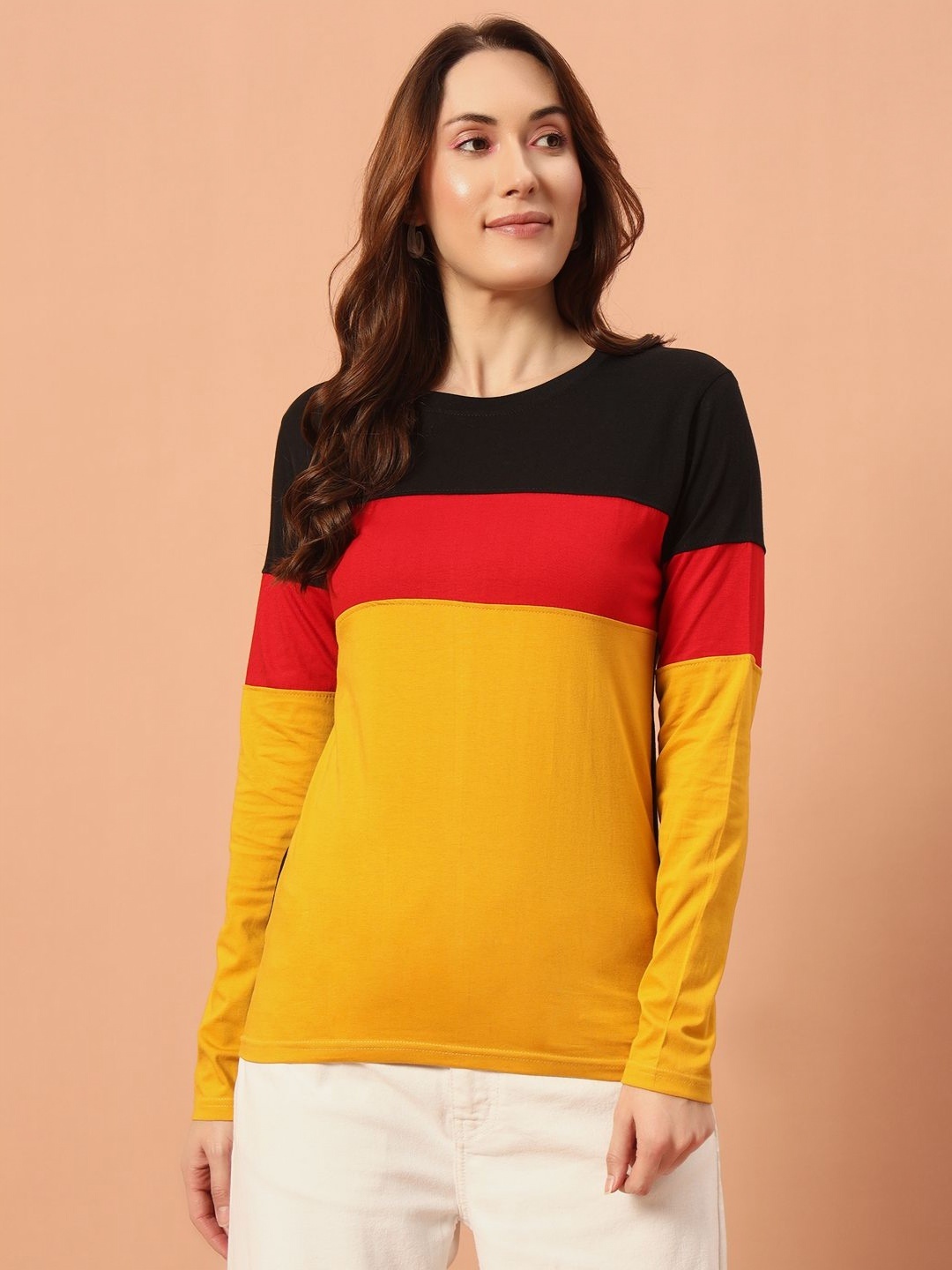 

The Dry State Women Colourblocked Round Neck Cotton T-shirt, Black