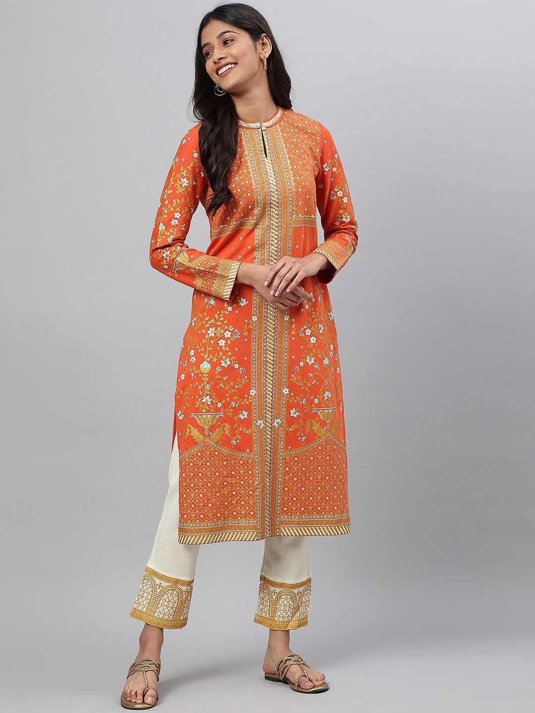 

AURELIA Floral Printed Round Neck Straight Kurta With Trousers, Orange
