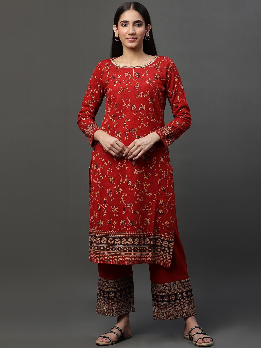 

AURELIA Floral Printed Keyhole Neck Gotta Patti Straight Kurta With Palazzos, Red