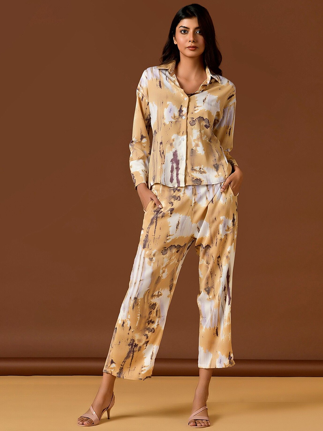 

Unityshop Abstract Printed Long Sleeves Shirt With Trousers, Cream