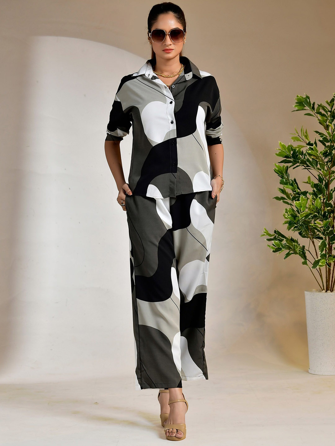 

Unityshop Abstract Printed Long Sleeves Shirt With Trousers, Black