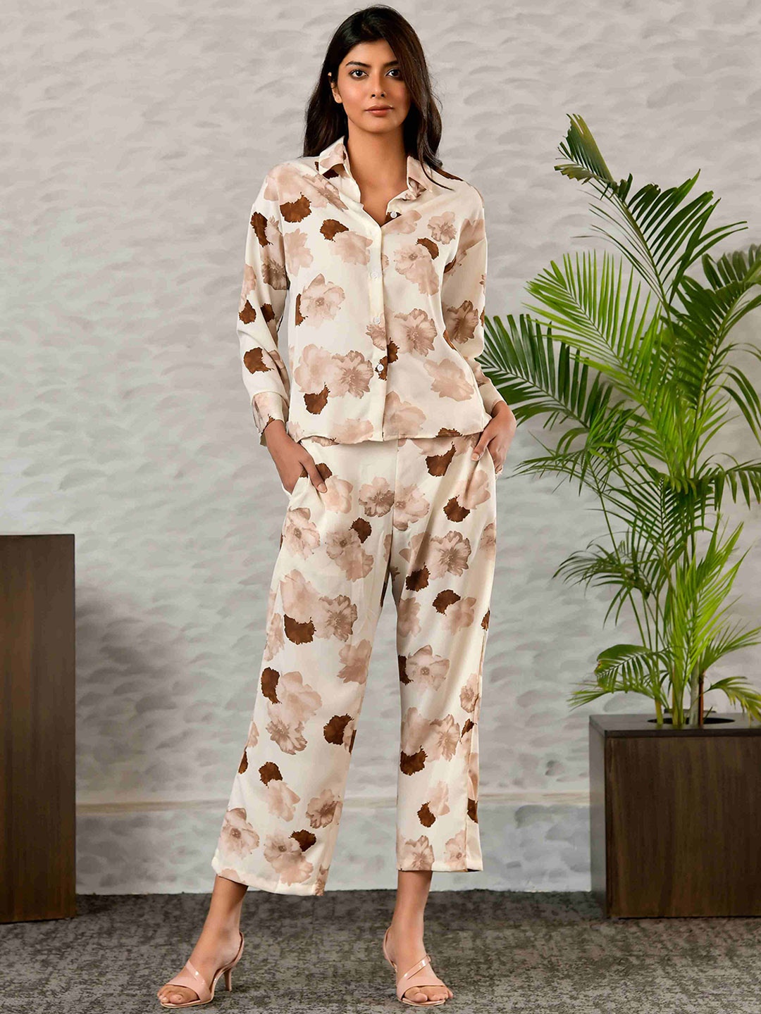

Unityshop Abstract Printed Shirt Collar Long Sleeves Shirt With Trouser, Off white