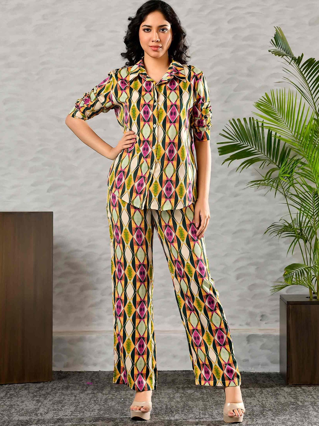 

Unityshop Abstract Printed Shirt Collar Long Sleeves Shirt With Trouser, Green