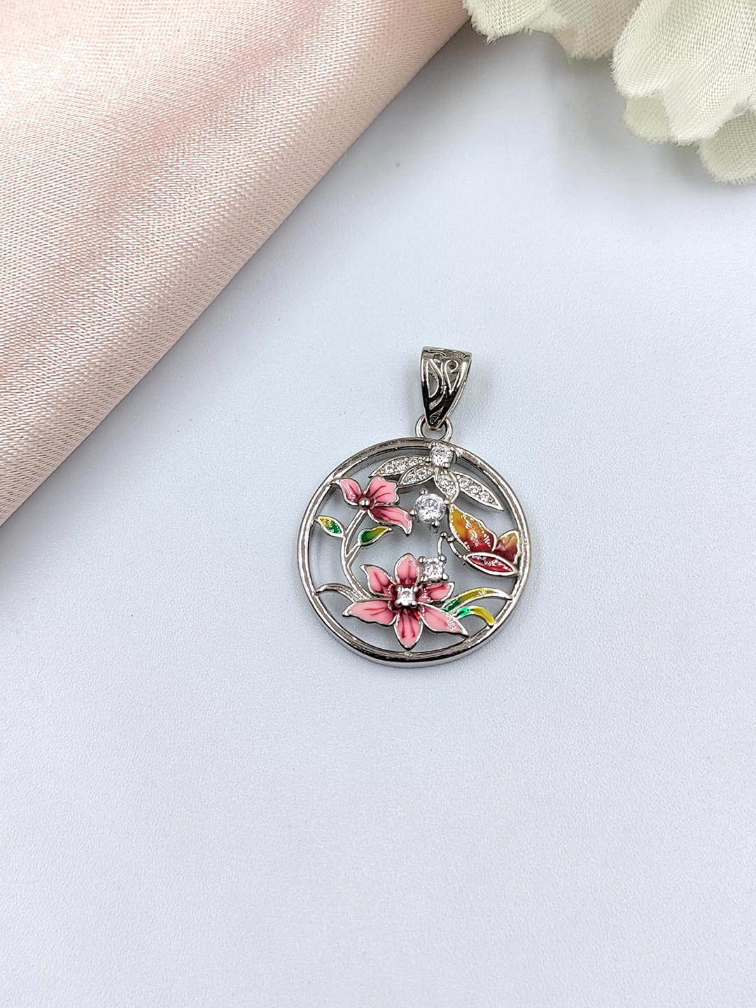 

AMONROO 925 Sterling Silver Rhodium-Plated Circular Pendants