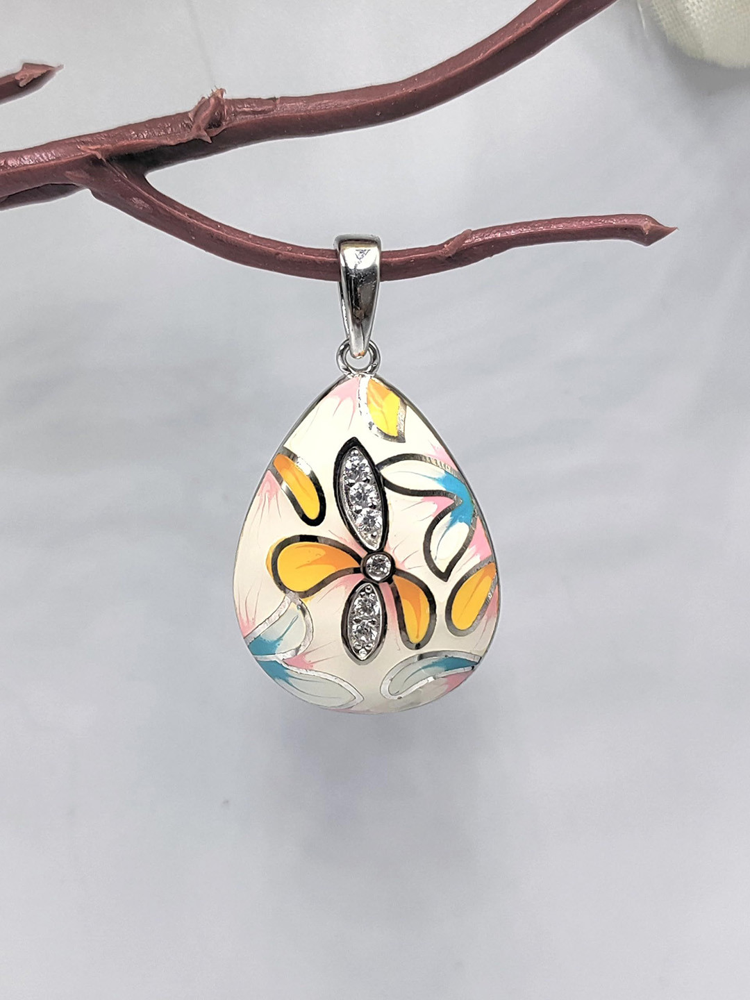 

AMONROO 925 Sterling Silver Rhodium-Plated Enamelled CZ Studded Teardrop Shaped Pendant
