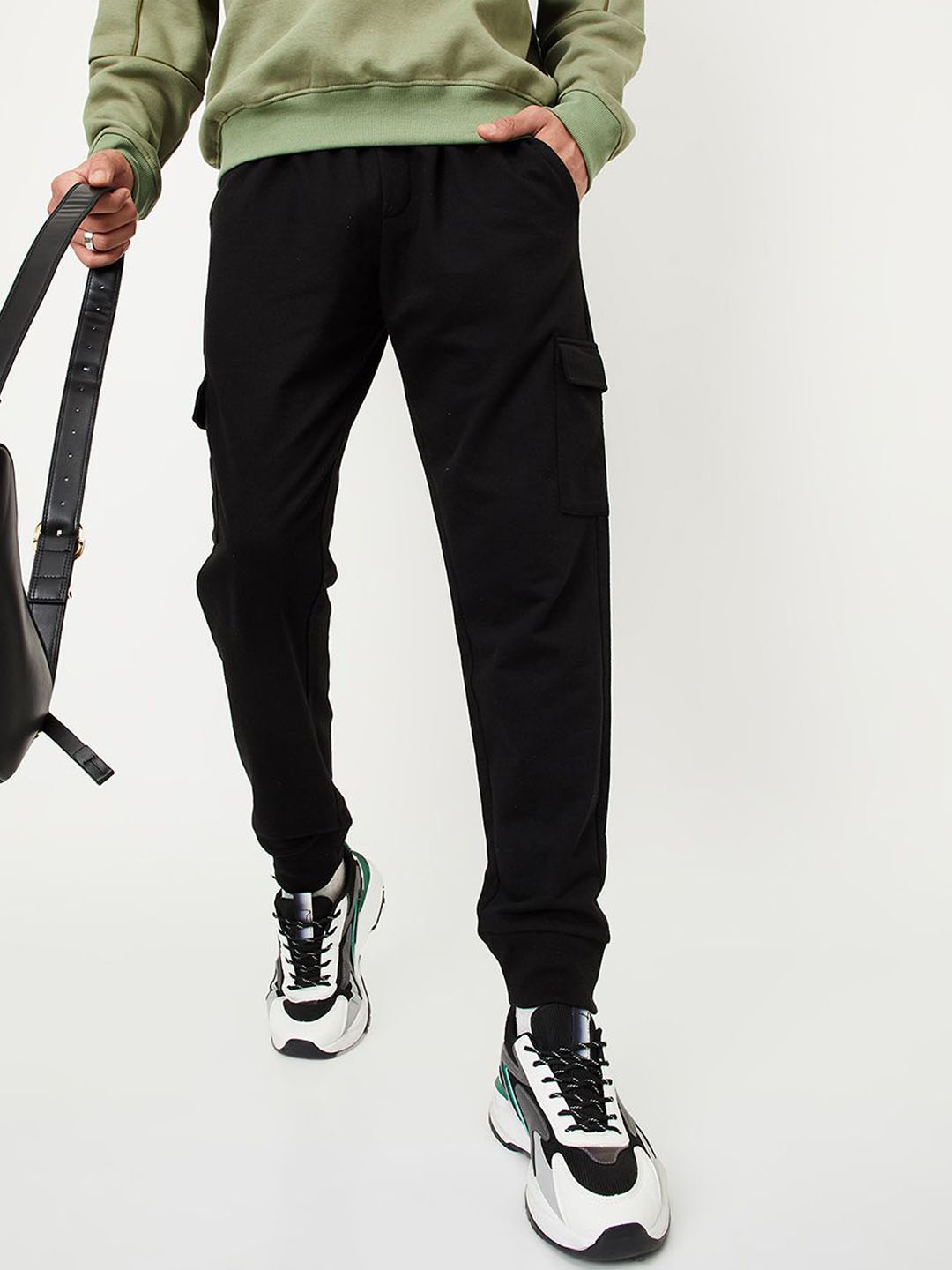 

Max Men Solid Regular Fit Joggers, Black