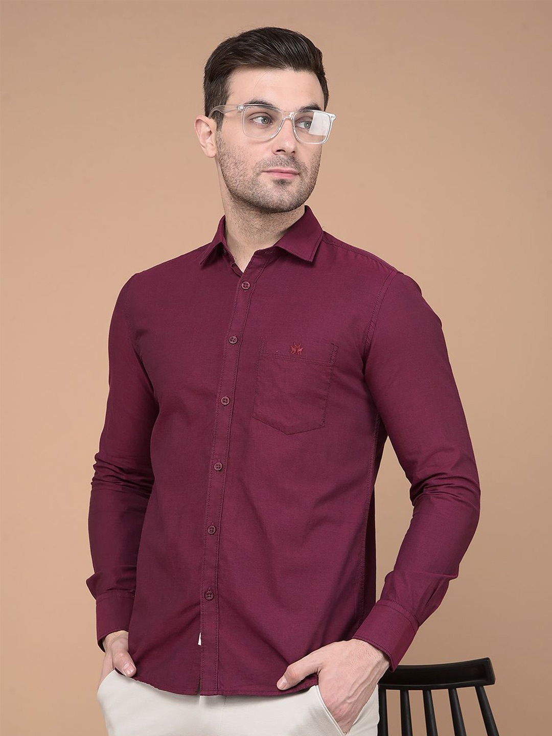 

Crimsoune Club Men Classic Slim Fit Spread Collar Solid Cotton Casual Shirt, Maroon