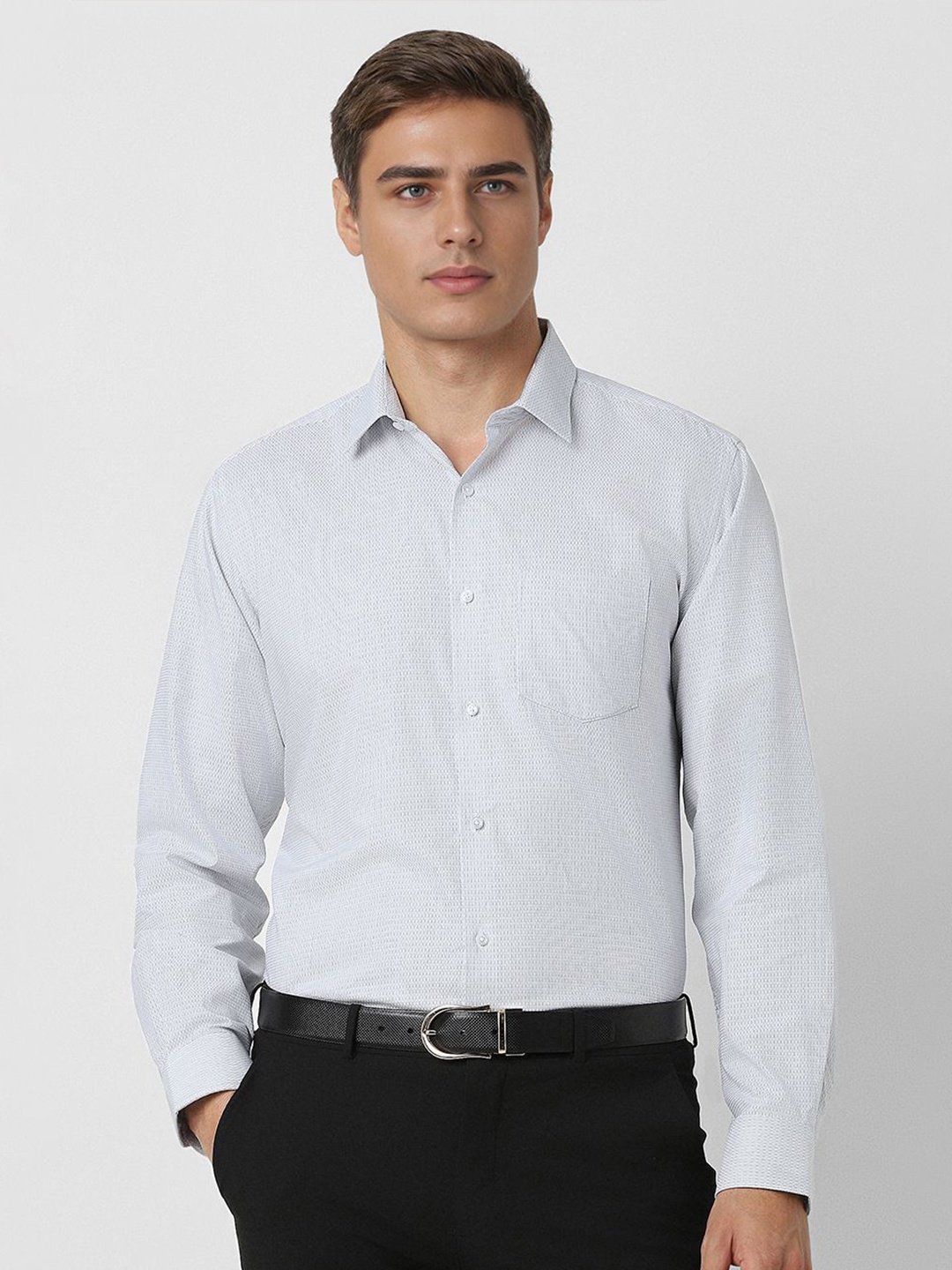 

Van Heusen Men Spread Collar Textured Cotton Formal Shirt, White
