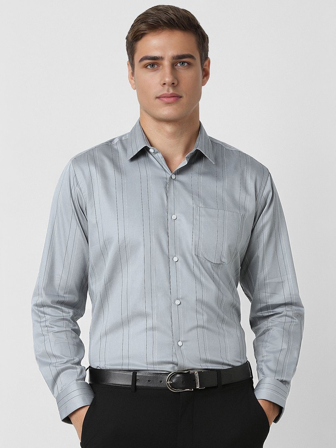 

Van Heusen Men Spread Collar Vertical Striped Cotton Formal Shirt, Grey