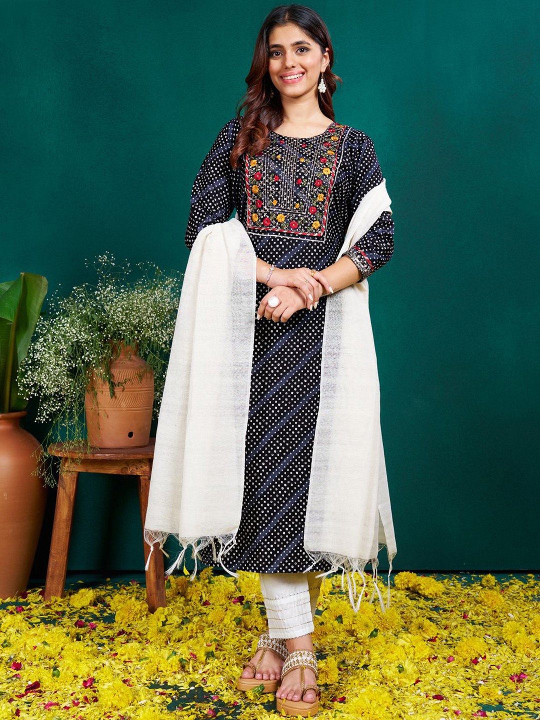 

Anouk Black Floral Embroidered Round Neck Sequinned Straight Kurta With Trousers & Dupatta