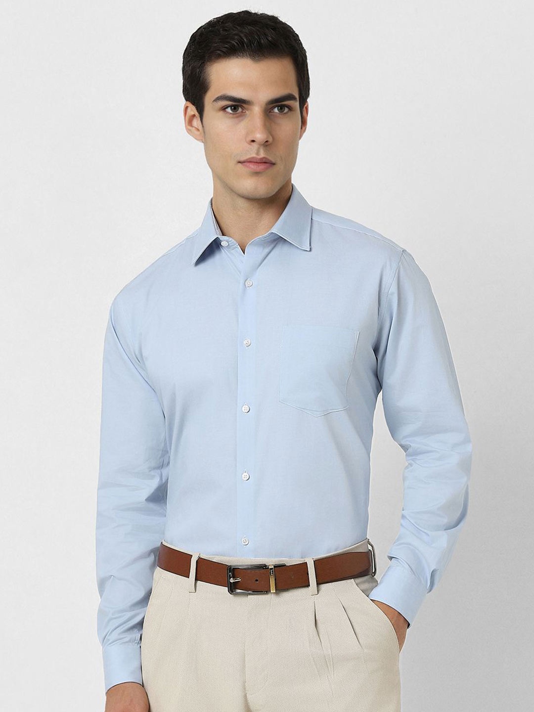 

Van Heusen Men Spread Collar Solid Cotton Slim Fit Formal Shirt, Blue