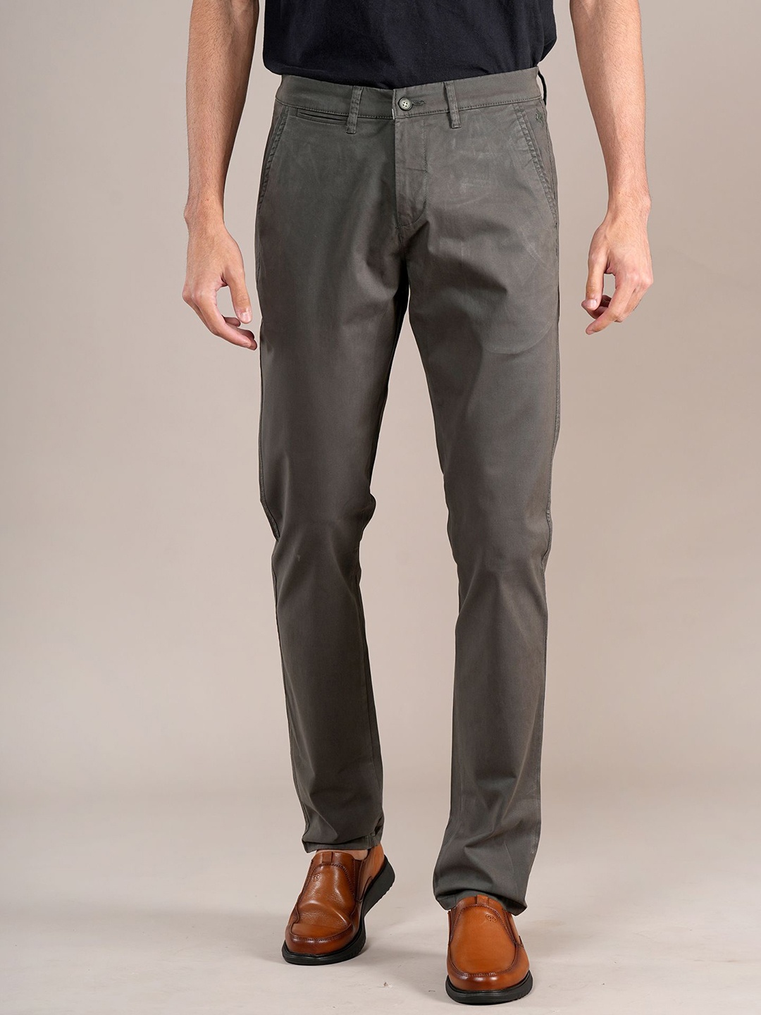 

Cantabil Men Regular Fit Mid-Rise Cotton Trousers, Grey