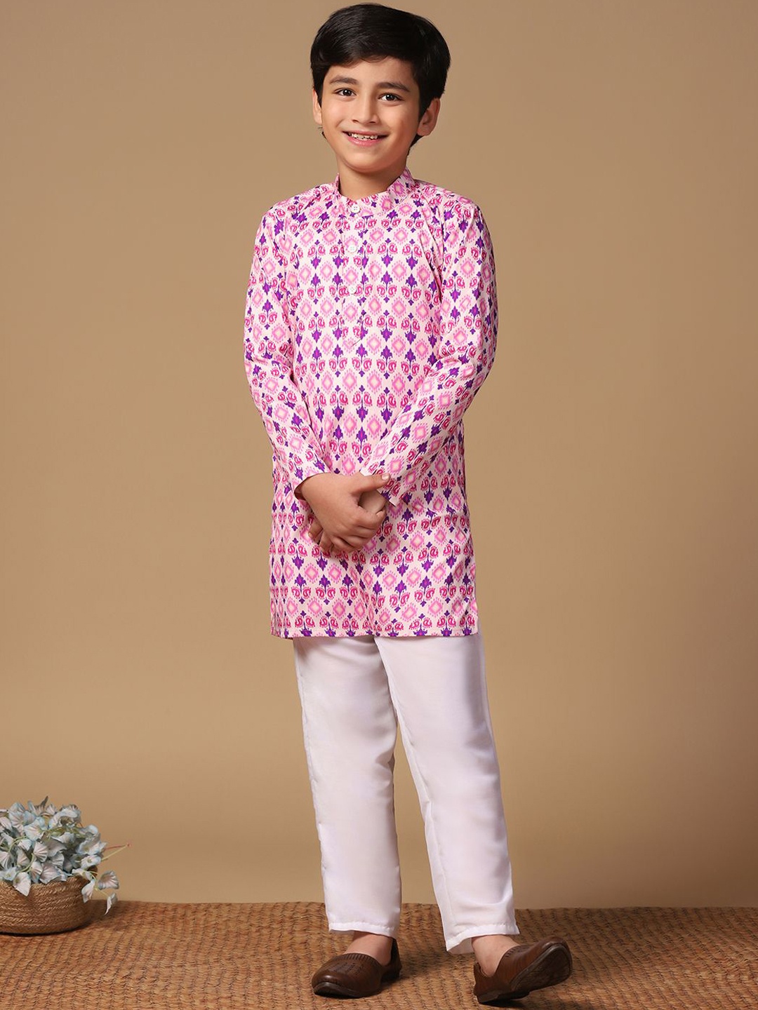 

FASHION DREAM Boys Ethnic Motifs Printed Mandarin Collar Straight Kurta with Pyjamas, Pink