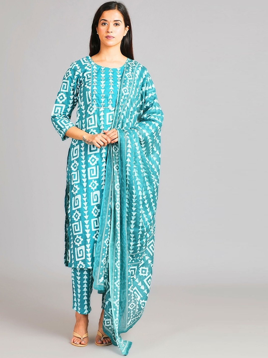 

AAVARANA BY KARNIKA Printed Gotta Patti Pure Cotton Kurta With Trouser & Dupatta, Blue