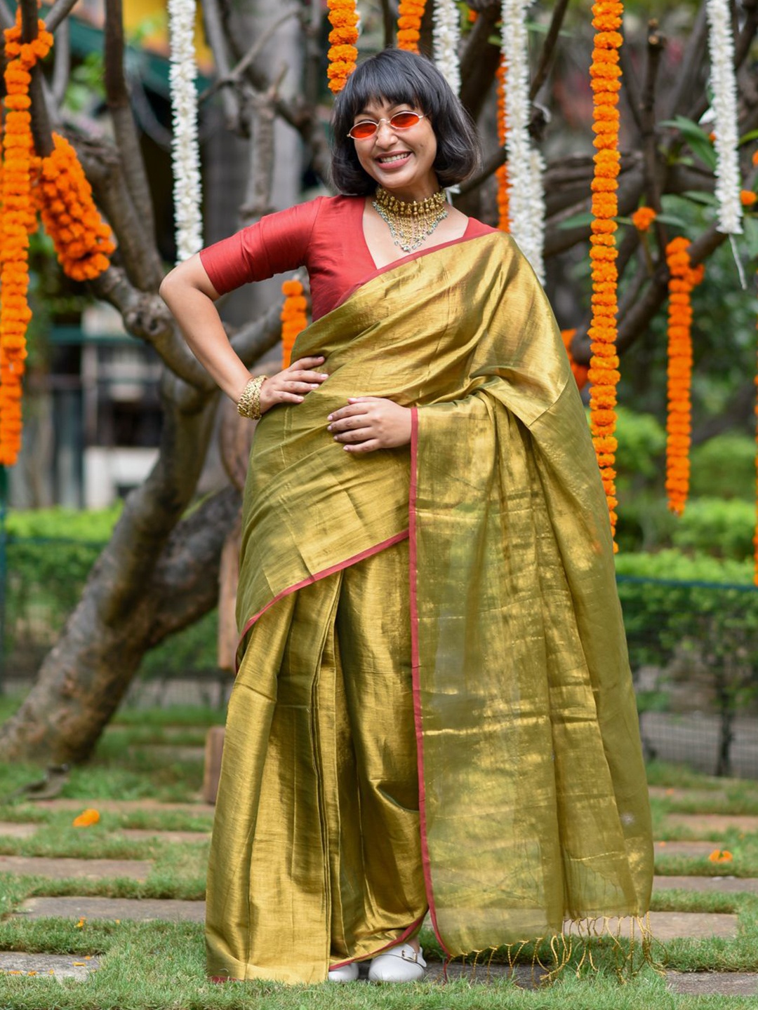 

Suta Green Color Zari Ready to Wear Saree, Gold