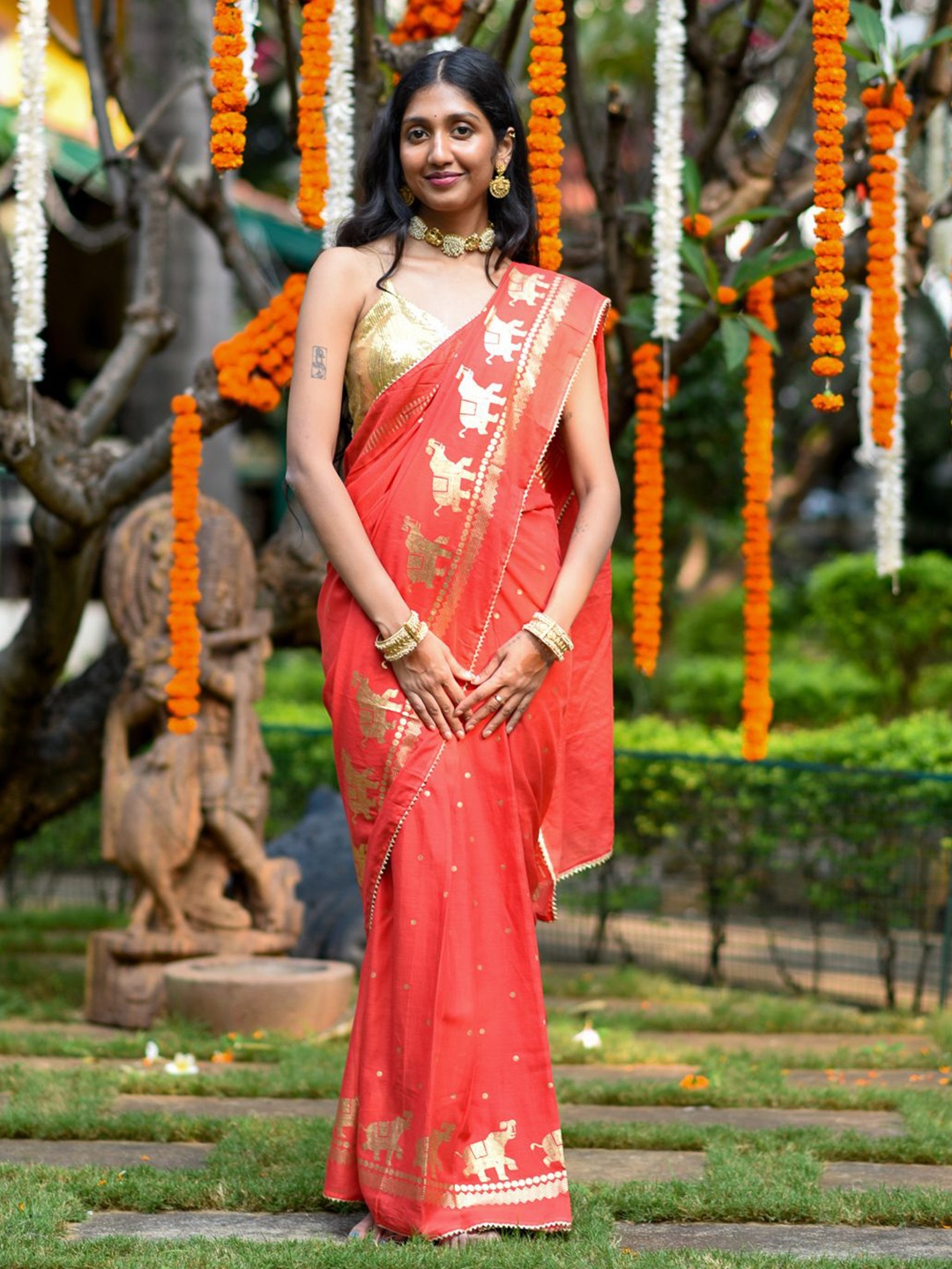 

Suta Polka Dot Printed Ready To Wear Saree, Red