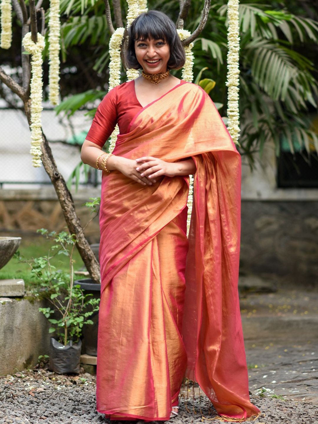 

Suta Zari Ready to Wear Saree, Red