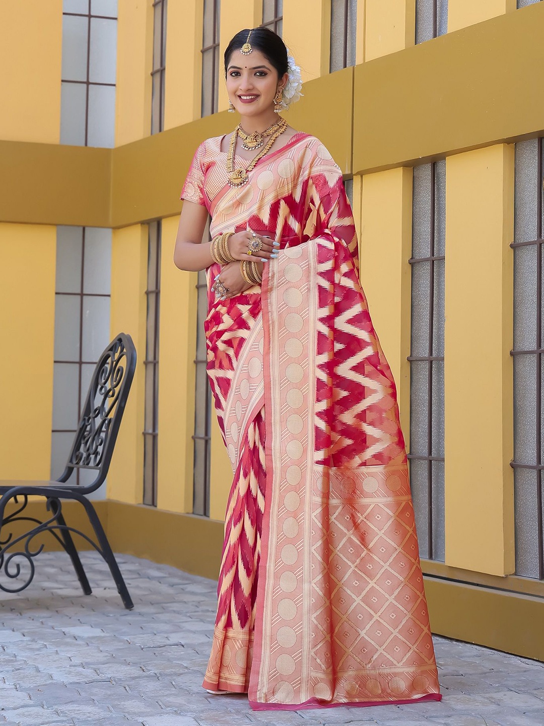 

Fashion Ritmo Woven Design Organza Saree, Pink