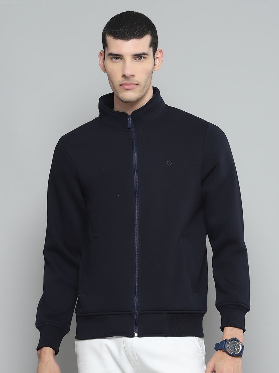 

Cloak & Decker Men Mock Neck Full Sleeve Sweatshirt, Navy blue