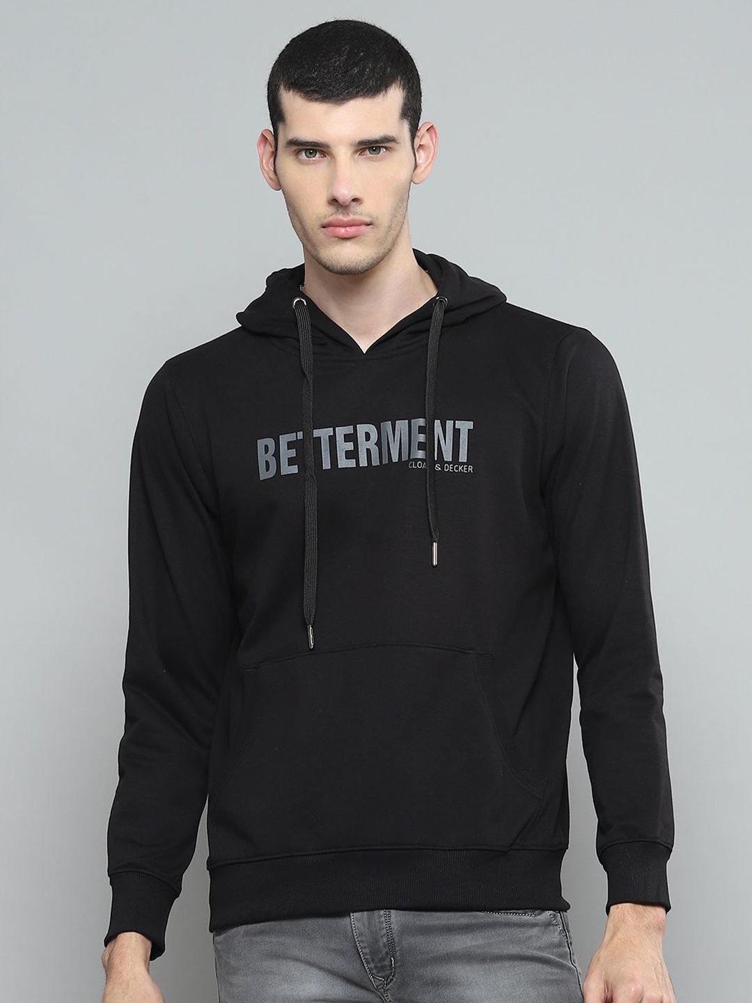 

Cloak & Decker Men Printed Hooded Sweatshirt, Black