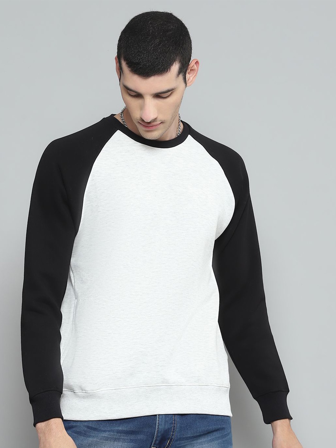 

Cloak & Decker Men Sweatshirt, Grey