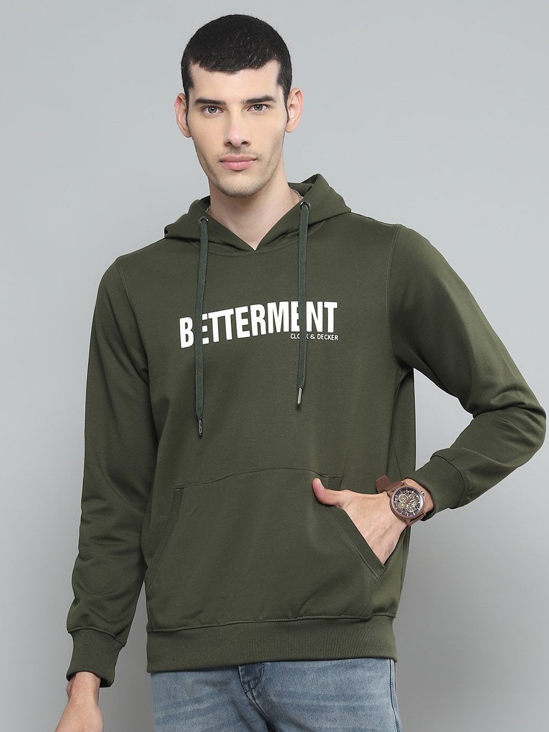 

Cloak & Decker Men Printed Hooded Sweatshirt, Olive