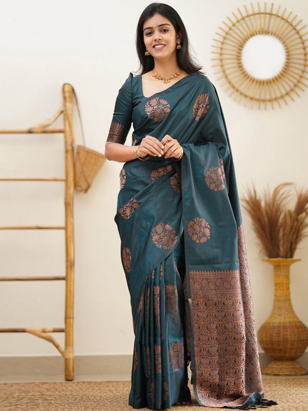 

Taslar Woven Design Zari Pure Silk Banarasi Saree, Teal